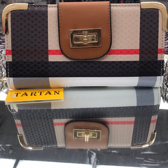 Women’s wallets and accessories - Picture 2 of 3